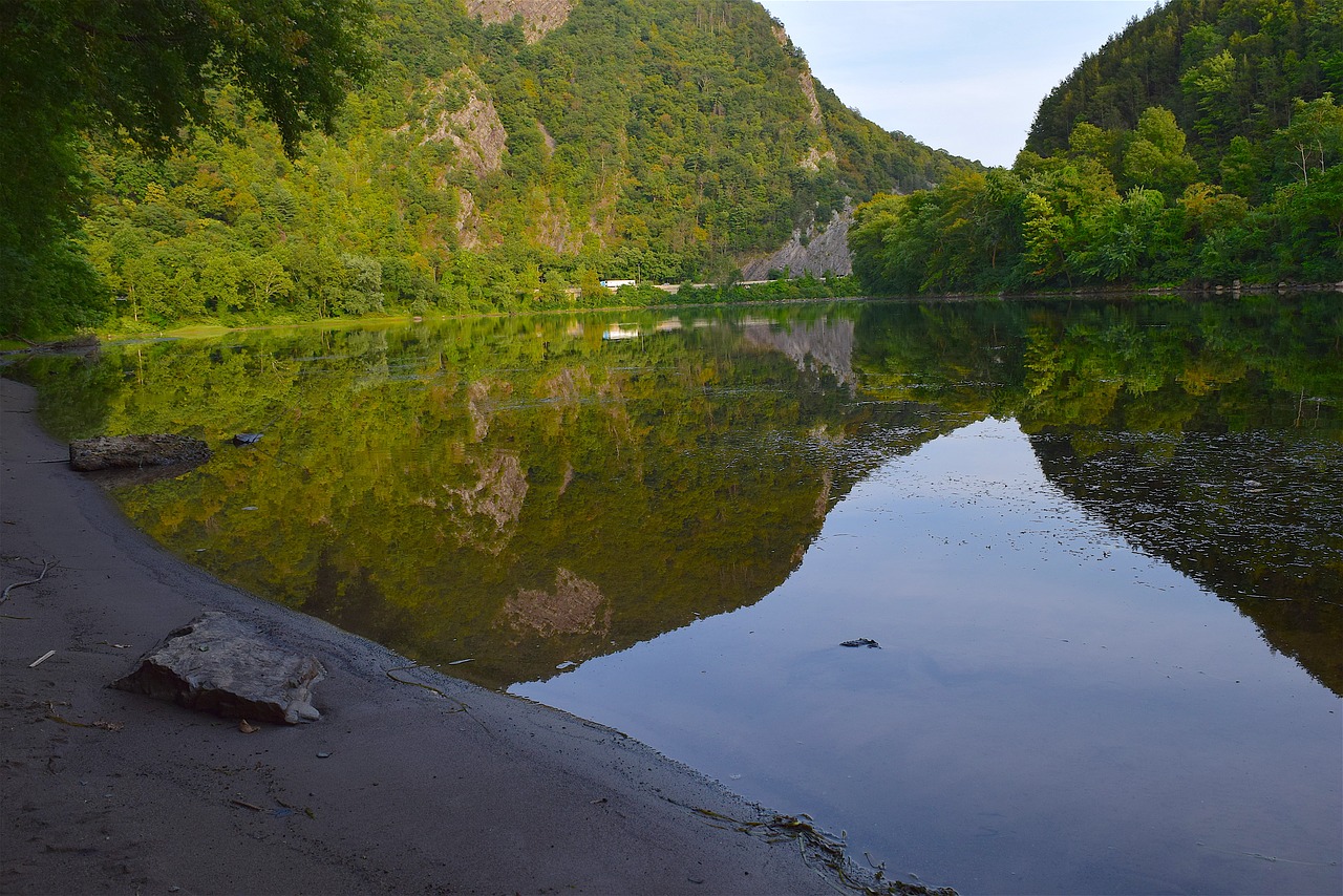 Kalnas, Slėnis, Upė, Krantas, Saulėlydis, Kraštovaizdis, Gamta, Miškas, Vanduo, Žalias