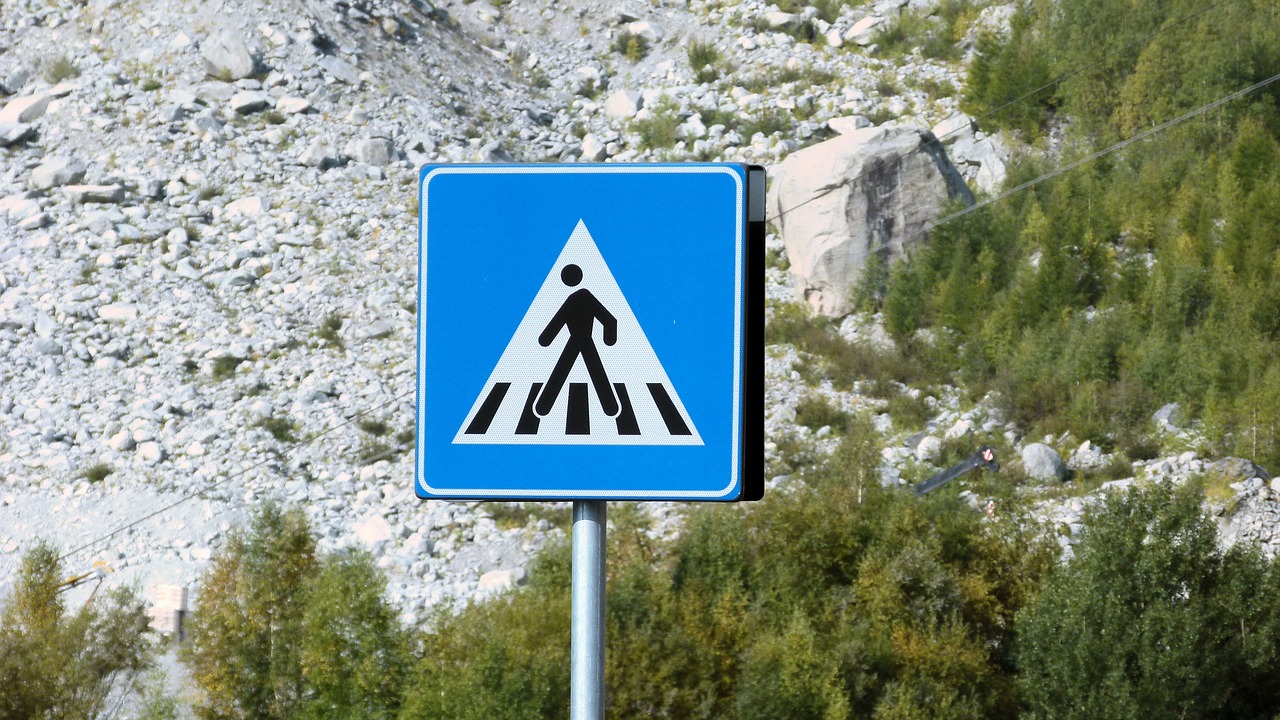 Kalnas, Pėsčiųjų, Signalizacija, Alpės, Italy, Nemokamos Nuotraukos,  Nemokama Licenzija