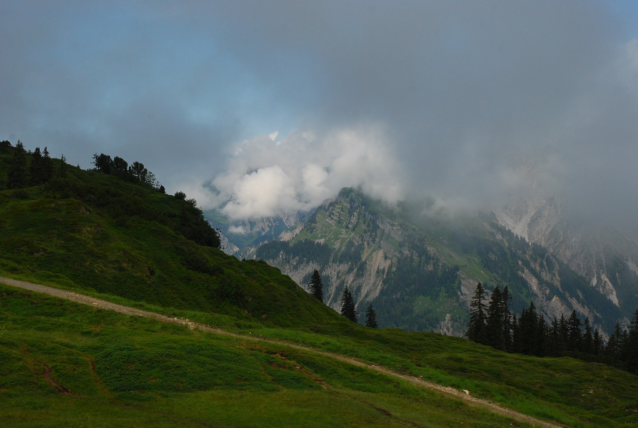 Kalnas,  Gamta,  Panorama,  Kraštovaizdis,  Kelionė,  Dangus,  Žolė,  Debesis,  Kalnų Viršūnių Susitikimas,  Žygis