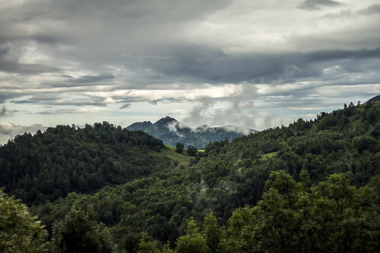 Kalnas, Miškas, Slėnis, Dangus, Kraštovaizdis, Gamta, Debesys, Vaizdas, Aplinka, Kaimas