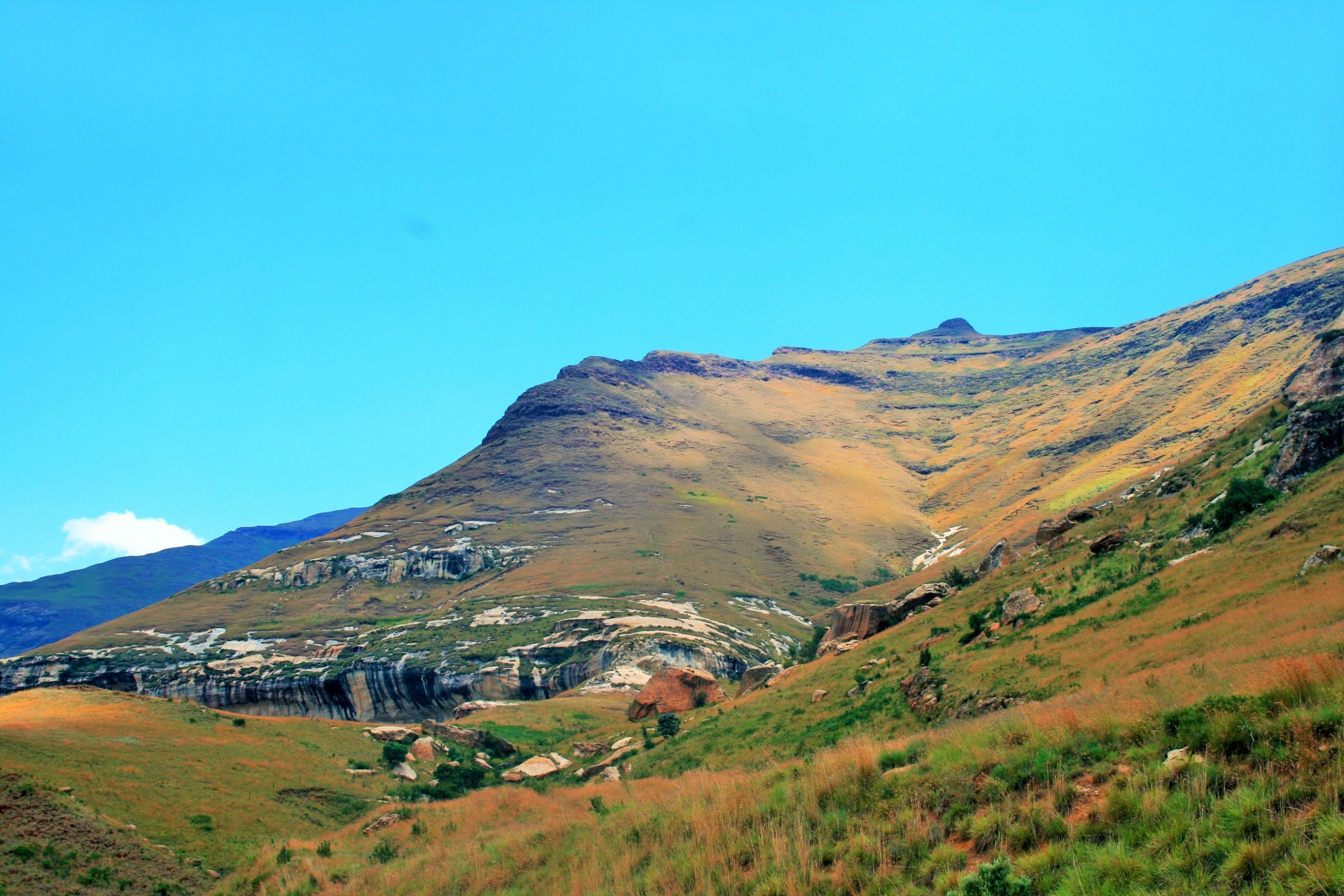 Kalnai,  Drakensbergas,  Auksiniai & Nbsp,  Vartai & Nbsp,  Nacionalinis & Nbsp,  Parkas,  Kalnas Su Uola, Nemokamos Nuotraukos,  Nemokama Licenzija