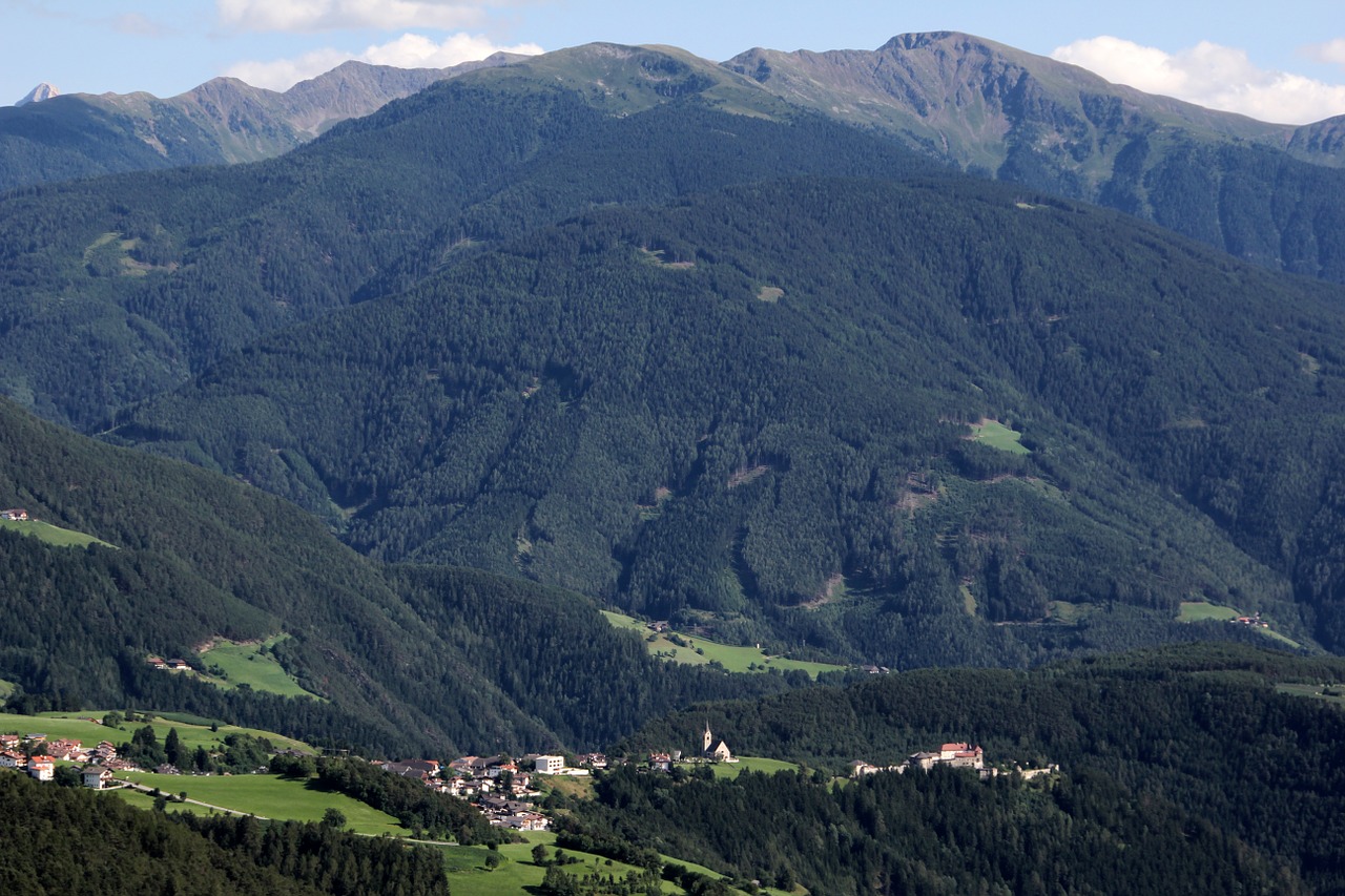 Kalnai, Kaimas, Alpių, Tyrol, Alm, Italy, Nemokamos Nuotraukos,  Nemokama Licenzija