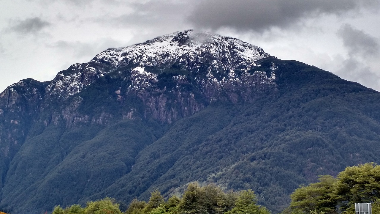 Kalnai, Puerto Cisnes, Aysén Regionas, Čile, Nemokamos Nuotraukos,  Nemokama Licenzija