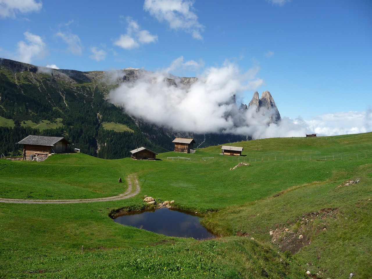Kalnai, Alpių, Kraštovaizdis, Gamta, South Tyrol, Dolomitai, Stover Alm, Alm, Schlern, Debesys