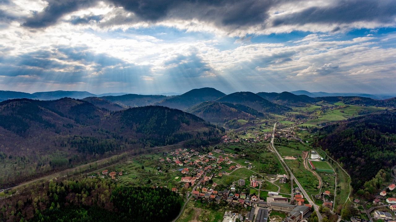 Kalnai, Miškai, Kraštovaizdis, Migla, Medis, Gamta, Dangus, Praeiti, Nuotrauka, Debesis