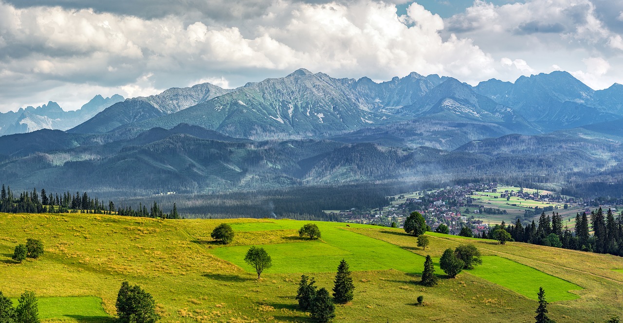 Kalnai, Gamta, Tatura, Kraštovaizdis, Dangus, Žalias, Peizažas, Turizmas, Kelionė, Debesys