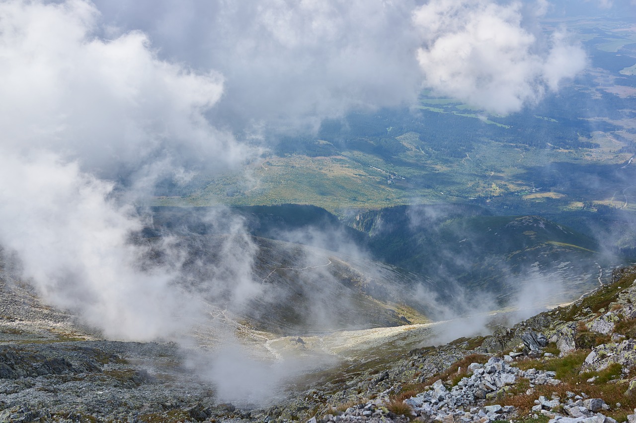 Kalnai,  Kalvos,  Pobūdį,  Akmenys,  Kriváň,  Dangus,  Debesys,  Vandens Garai,  Slovakija,  Hill