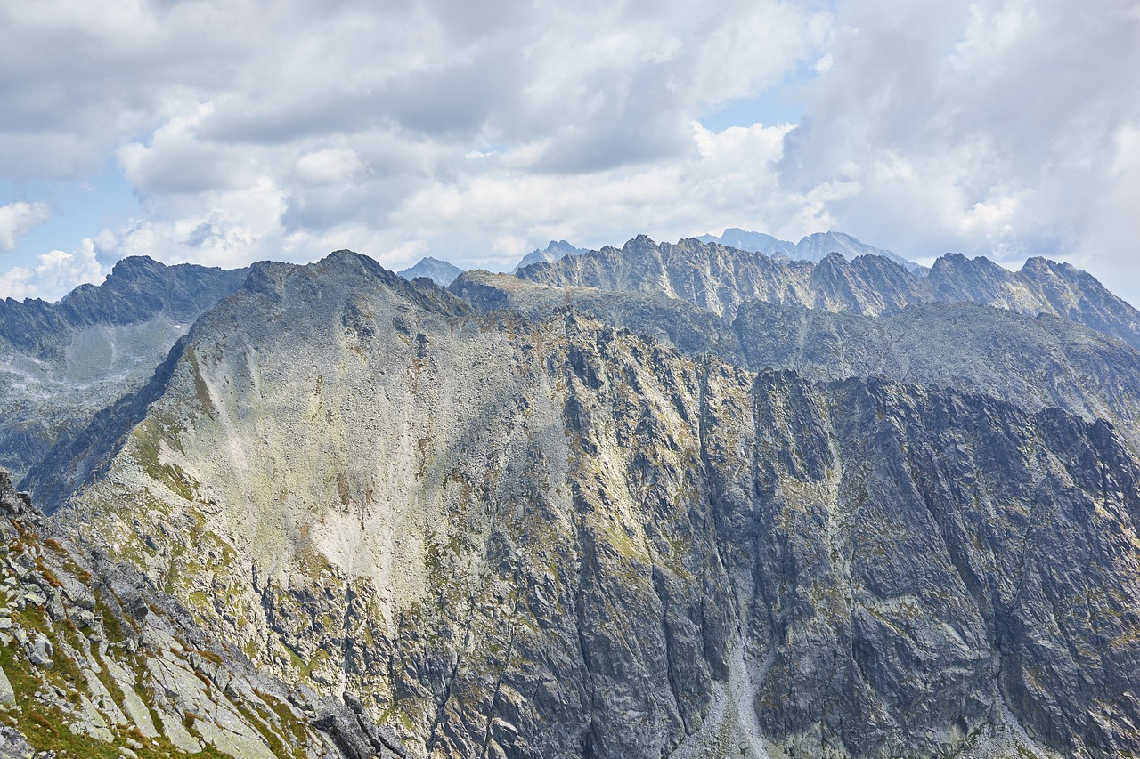 Kalnai,  Kalvos,  Pobūdį,  Akmenys,  Kriváň,  Dangus,  Debesys,  Slovakija,  Hill,  Top