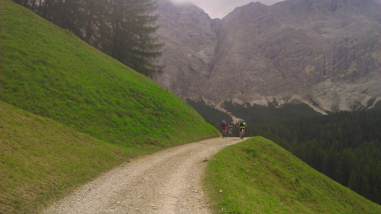 Kalnai, Dolomitai, Italy, Žygiai, South Tyrol, Kraštovaizdis, Vasara, Žygis, Alpių, Dviračiu