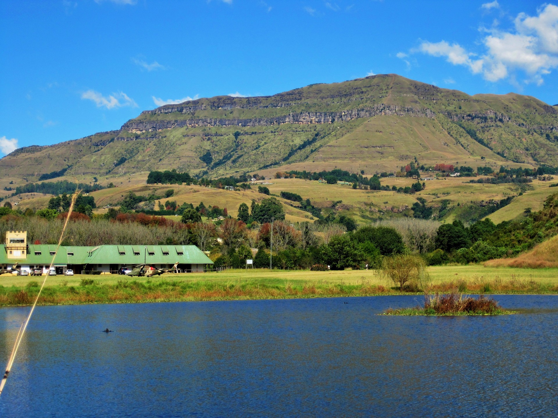 Kalnai,  Aukštas,  Žolė,  Žalias,  Tvenkinys,  Drakensbergas,  Kalnai Ir Tvenkinys, Nemokamos Nuotraukos,  Nemokama Licenzija