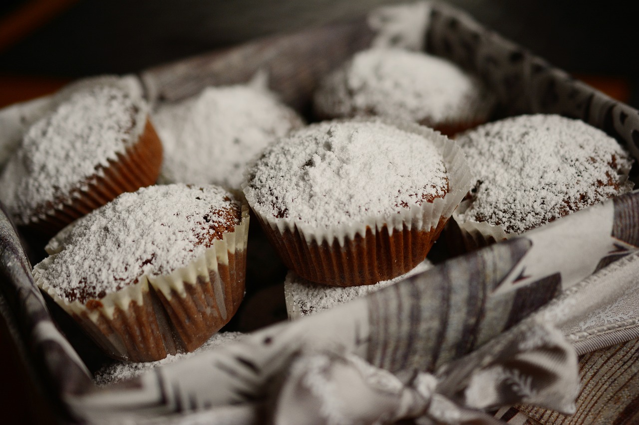 Bandelės, Schokomuffins, Pyragaičiai, Cupcake, Kepti, Apledėjimo Cukrus, Tortas, Saldus, Nibble, Nemokamos Nuotraukos