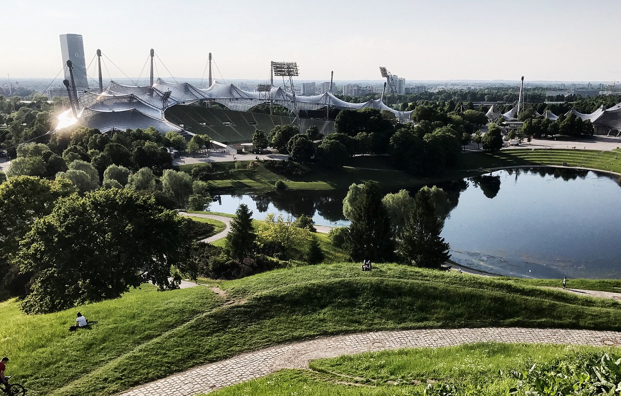 Munich, Olimpinis Parkas, Olimpinis Stadionas, Ežeras, Olimpiados Kalnas, Nemokamos Nuotraukos,  Nemokama Licenzija