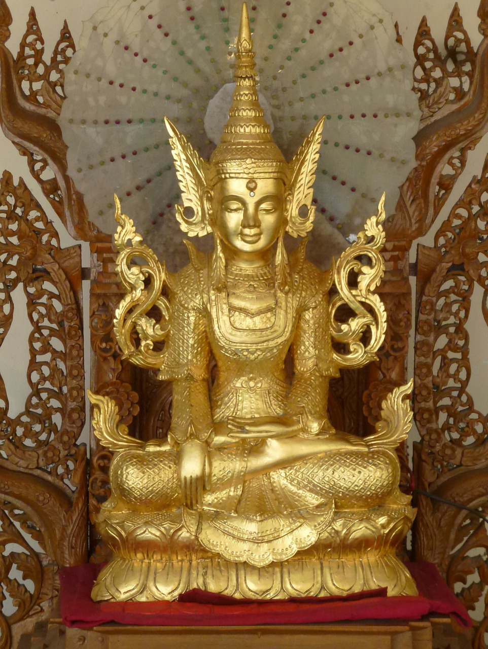 Mianmaras, Auksas, Zen, Skulptūra, Paminklas, Statula, Kūrybingas, Meno Kūriniai, Dizainas, Metalo Darbai