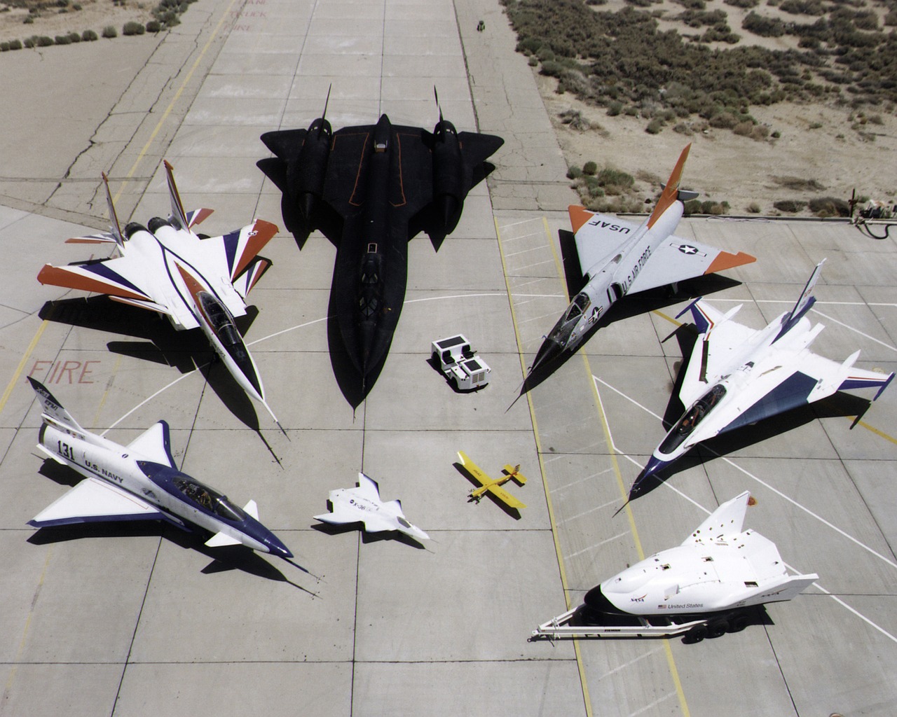 Nasa Mokslinių Tyrimų Orlaivių Parkas, X-31, F-15, Aktyvus, Sr-71, F-106, F-16Xl 2, X-38, Radijo Imtuvas, X-361997