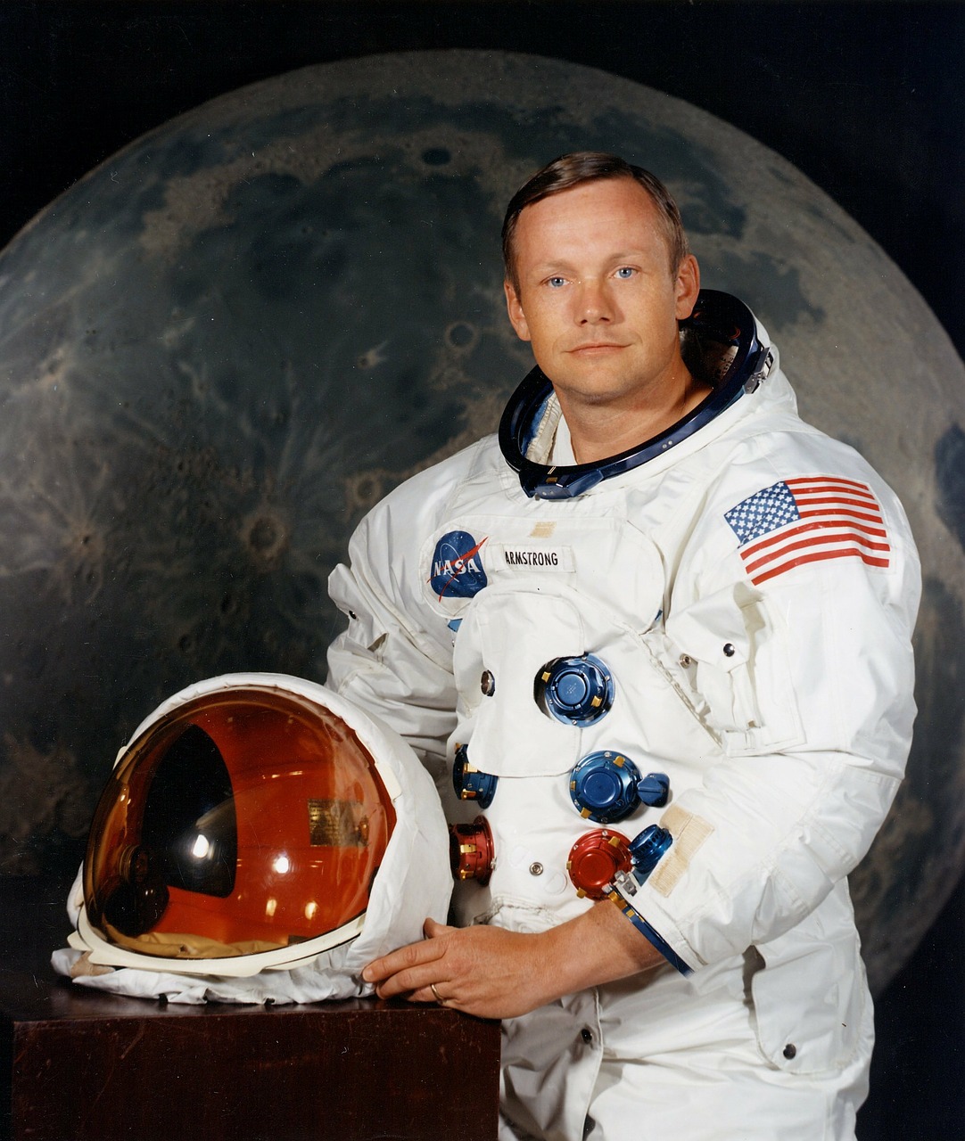 Neilas Armstrongas, Armstrong, Astronautas, Kostiumo Kostiumas, Mėnulio Nusileidimas, Mėnulis, Apollo, Apollo11, Erdvė, Visata