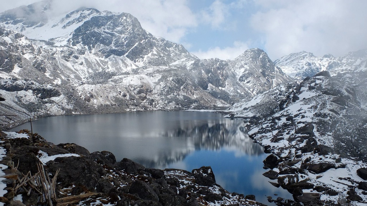 Nepalas, Kalnai, Bergsee, Kalnas, Sniegas, Asija, Žygiai, Ežeras, Gamta, Nemokamos Nuotraukos