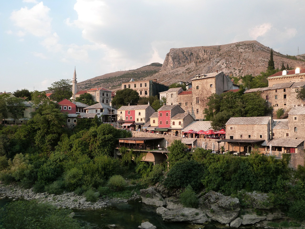 Neretva Upė, Senamiestis, Architektūra, Pastatas, Architektūros Dizainas, Struktūra, Turizmas, Dizainas, Miestas, Miestas