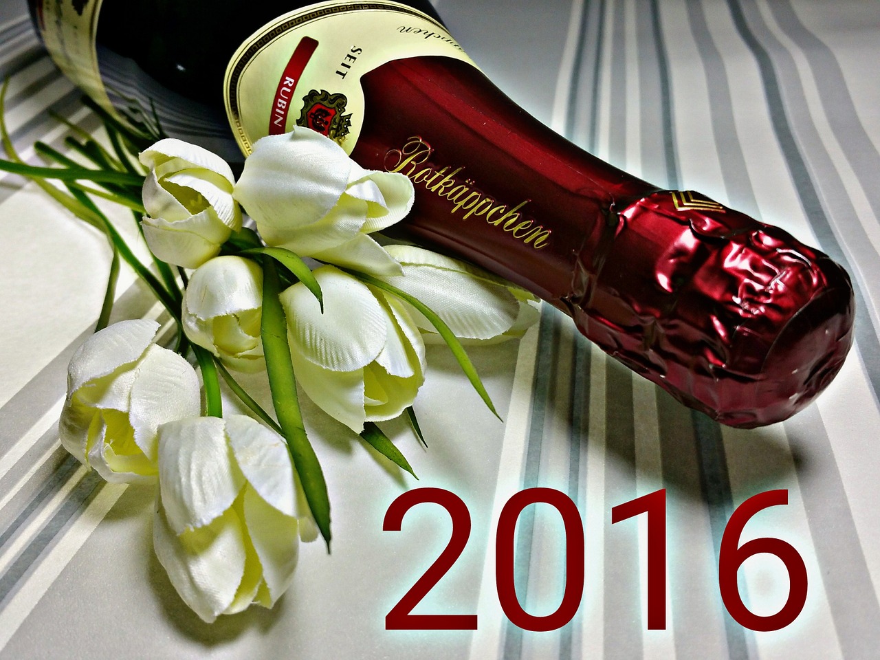 Naujųjų Metų Vakaras, Naujųjų Metų Diena, 2016, Šampanas, Rotkäppchen, Širdis, Romantika, Gėlės, Valentino Diena, Meilė
