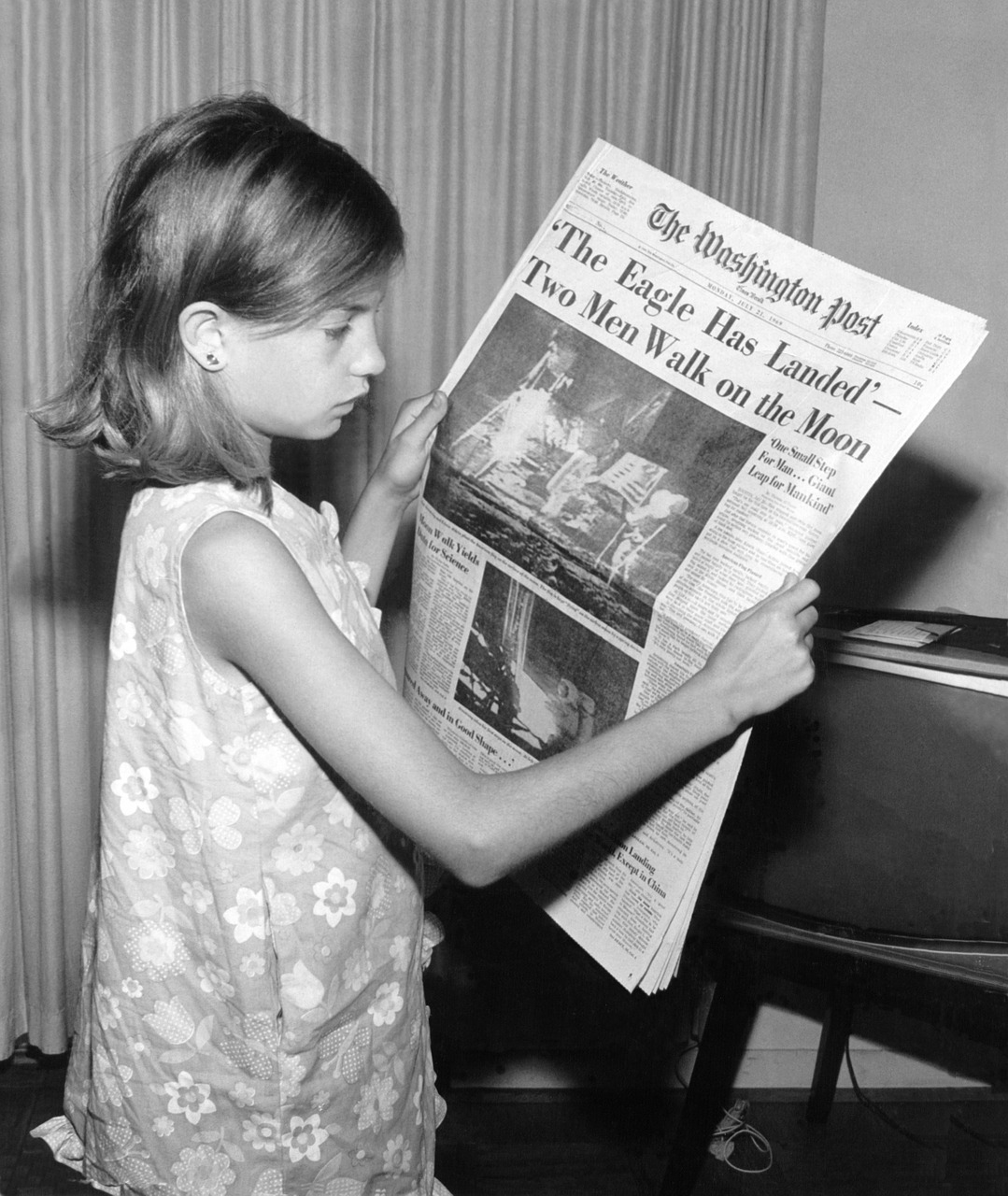Laikraštis, Žinios, Skaityti, Mėnulio Nusileidimas, Vaikas, Liepos 21 1969, Usa, Washington Post, Juoda Ir Balta, Nemokamos Nuotraukos