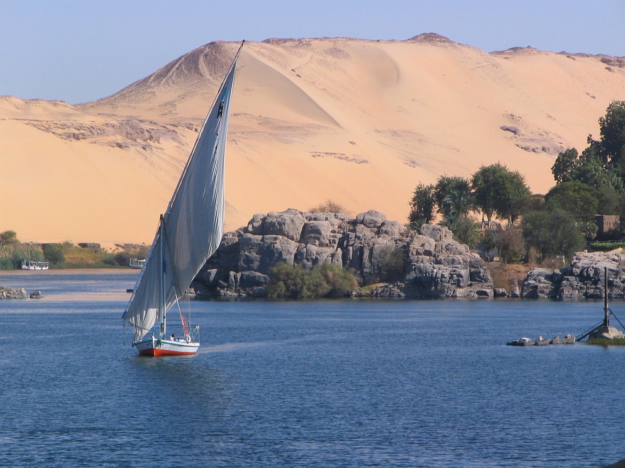 Nile, Aswan, Elephantine, Dykuma, Egiptas, Laivas, Smėlis, Meditacija, Gamta, Upė