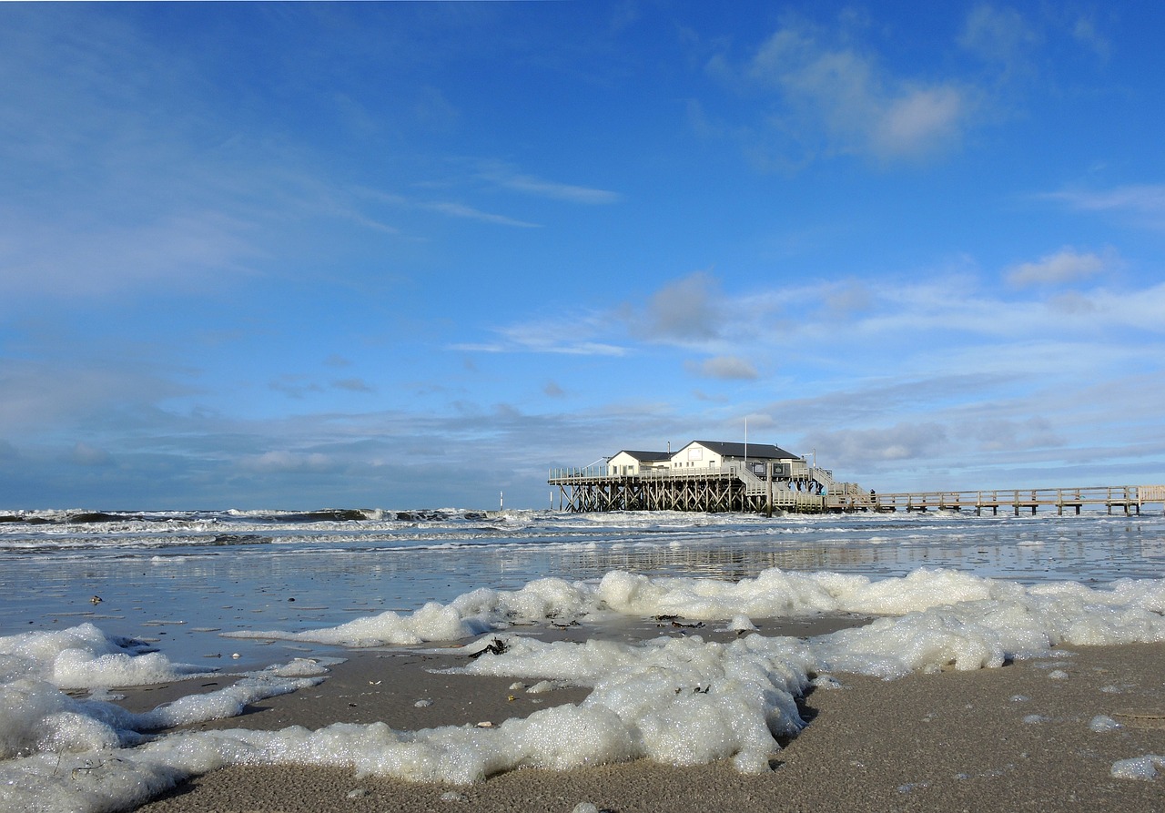 Šiaurės Jūra, Jūra, Šventė, Papludimys, Polių Konstrukcija, St Peter-Ording, Vanduo, Smėlis, Dangus, Purkšti