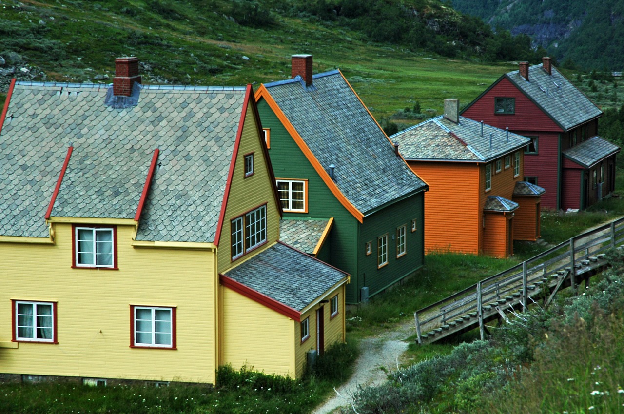 Norvegija, Namai, Namai, Kaimo Namas, Architektūra, Žolė, Kalvos, Kaimas, Kaimas, Šalis