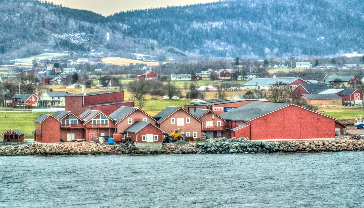 Norvegijos Pakrantė, Architektūra, Kalnai, Kraštovaizdis, Europa, Kelionė, Vanduo, Turizmas, Skandinavija, Fjordas