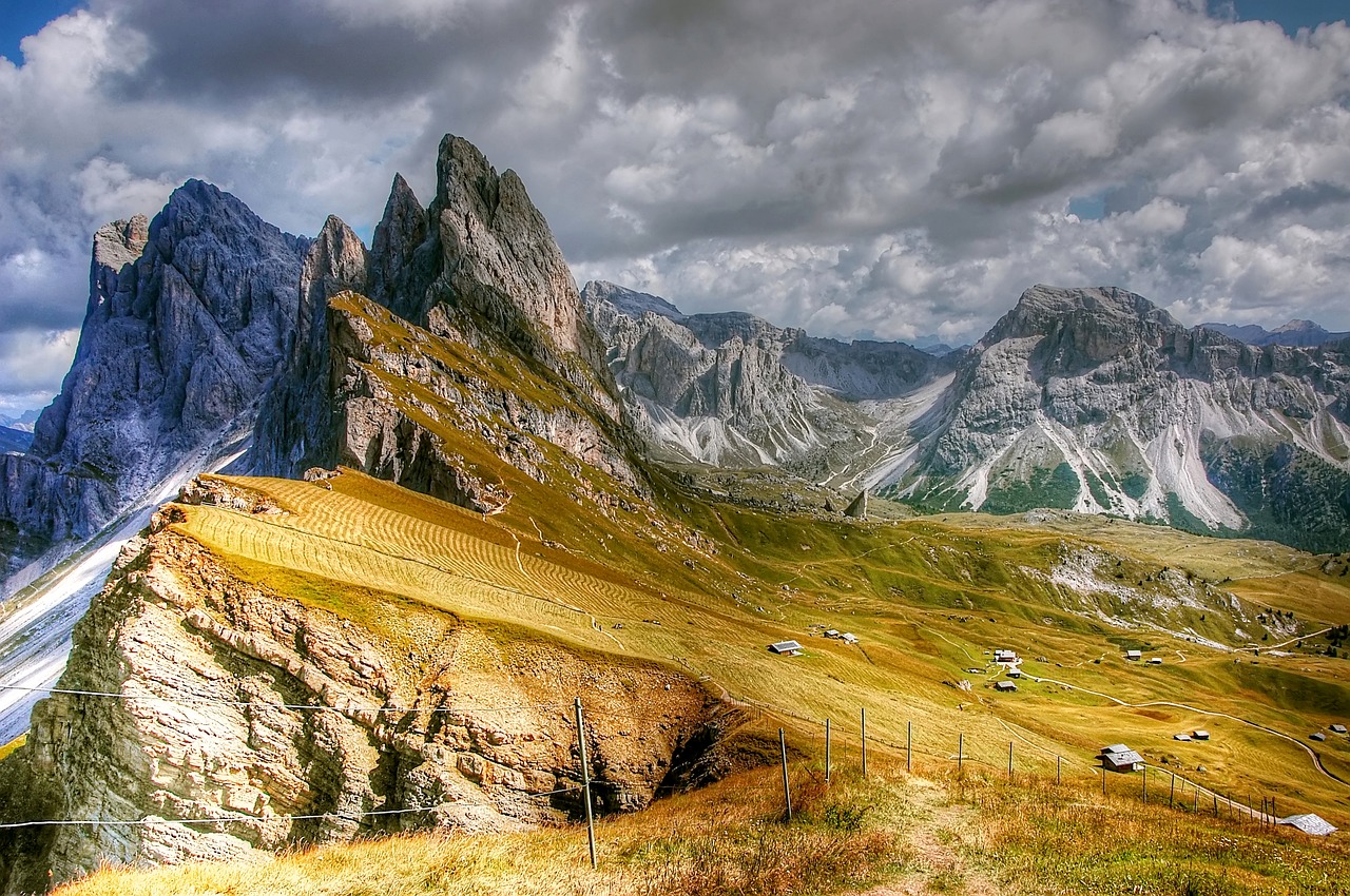 Odle,  Dolomitai,  Alm,  Pobūdį,  Unesco Pasaulio Paveldas,  Turizmas,  Vasara,  Debesys,  Rokas,  Žygis