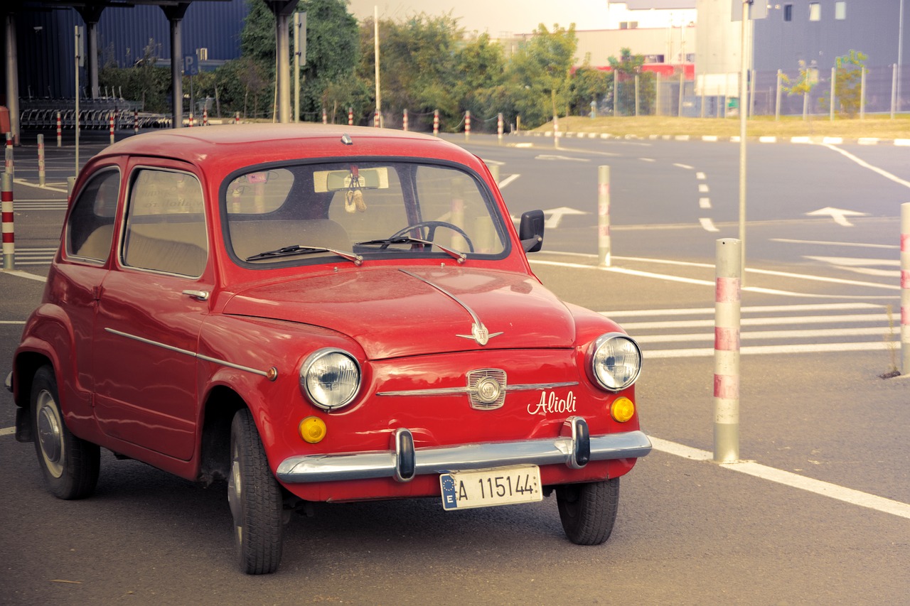 Senas, Automobilis, Vintage, Transporto Priemonė, Automobilis, Gabenimas, Retro, Klasikinis, Kelias, Transportas