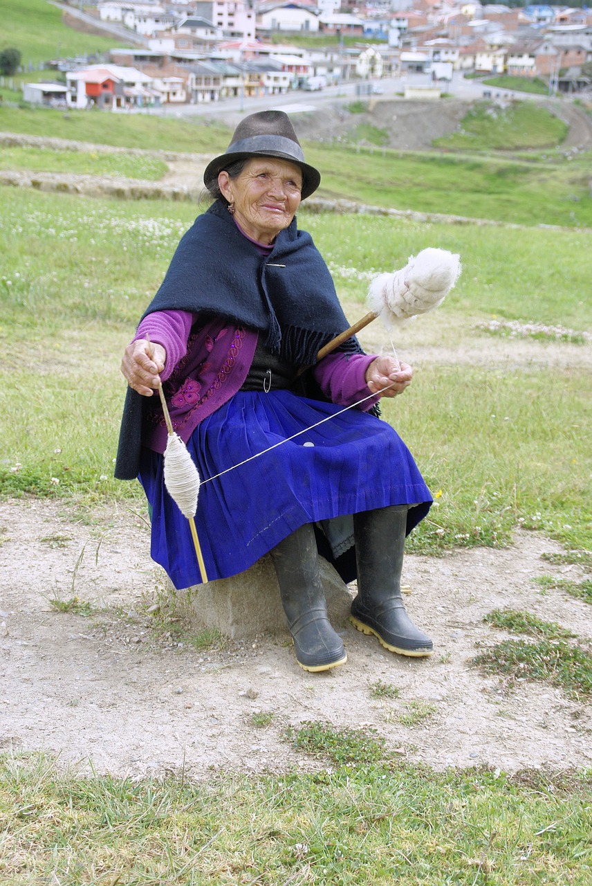 Senas, Moteris, Spinner, Andes, Ecuador, Nemokamos Nuotraukos,  Nemokama Licenzija