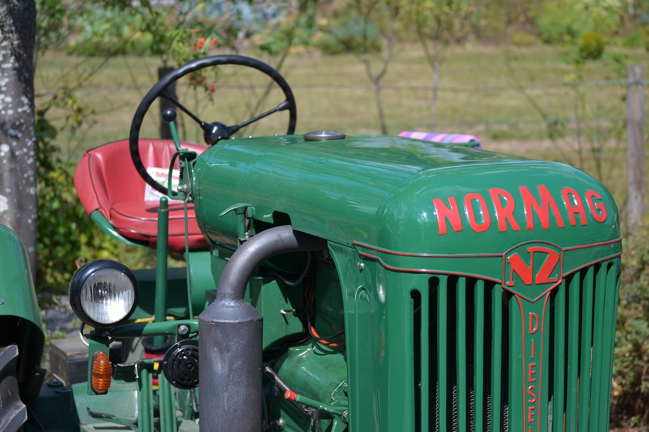 Senas Traktorius, Normag, Vintage, Oldtimer, Ūkininkavimas, Senovinis, Žemdirbystė, Mašinos, Retro, Ūkis