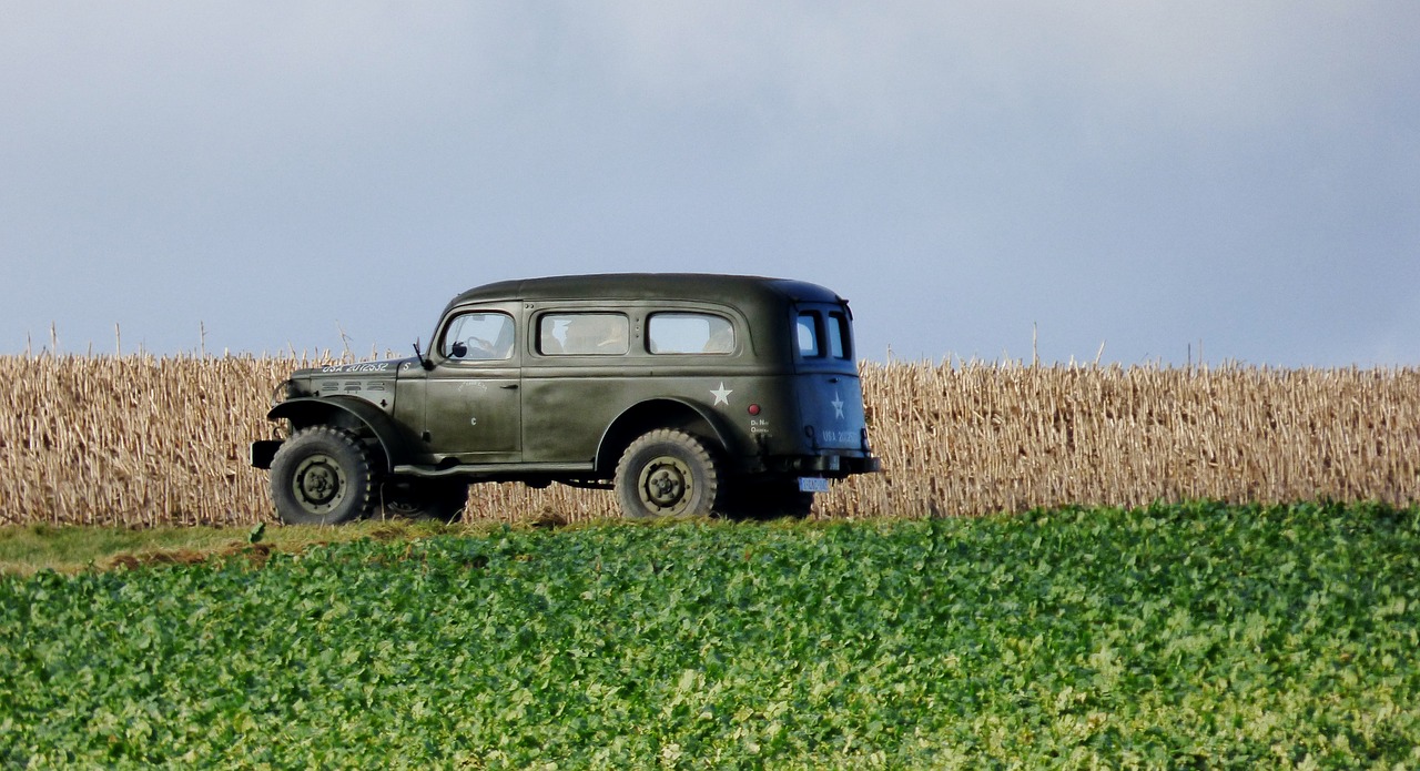 Oldtimer, Automobilis, Karinė Transporto Priemonė, Klasikiniai Automobiliai, Senas, Senovinis Automobilis, Transporto Priemonė, Žalioji Armija, Armija, Nemokamos Nuotraukos