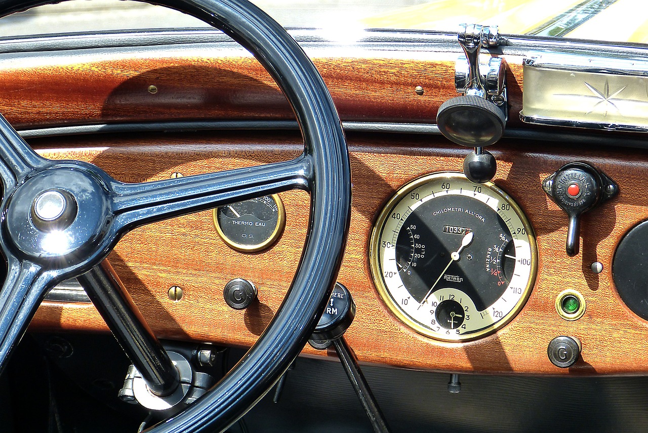 Oldtimer, Automatinis, Fiat, Vairas, Mediena, Speedo, Klasikinis, Senas, Automobiliai, Italy