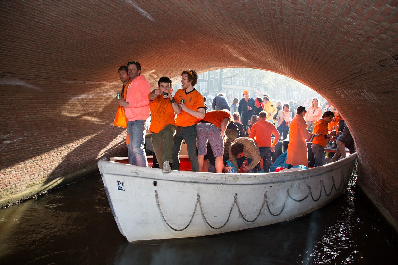 Vyrai, Tiltas, Vakarėlis, Karalius, Karalienės Diena, Kingsday, Oranžinė, Sloop, Valtis, Gimtadienis