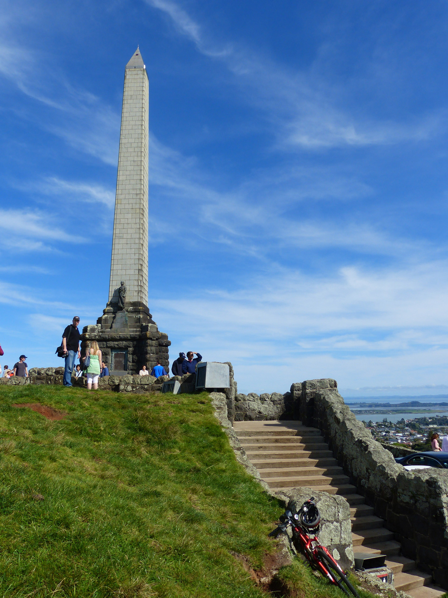 Nauja & Nbsp,  Zealand,  Kalnas,  Maori,  Vulkaninis & Nbsp,  Viršūnė,  Memorialinis & Nbsp,  Vieta,  Statula,  Auckland