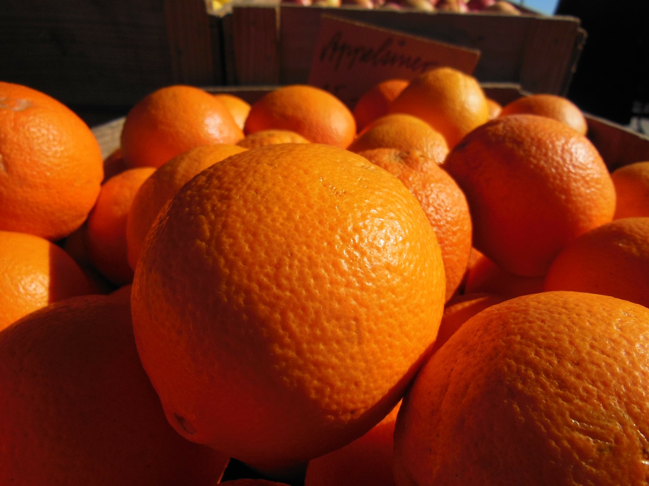 Apelsinai, Oranžinė, Iš Arti, Spalvinga, Saldus, Skanus, Šviežias, Vaisių Rinka, Apsipirkimas, Šilta Spalva