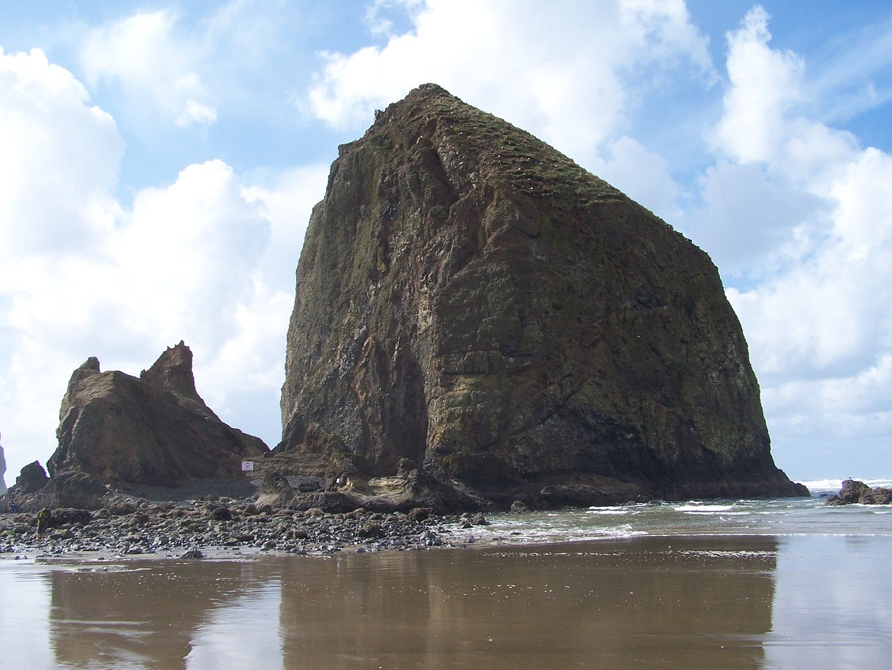 Oregono Pakrantė, Haystack Rock, Vandenynas, Papludimys, Nemokamos Nuotraukos,  Nemokama Licenzija