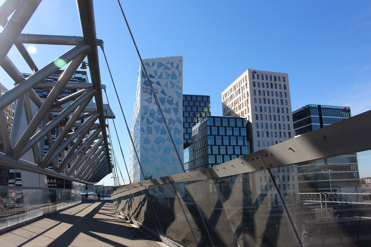 Oslo,  Bjørvika,  Akrobatinis Tiltas,  Architektūra,  Tiltas,  Pastatas,  Metalinis Rėmas,  Šiuolaikiška,  Alexandra Gutthenbach-Lindau,  Visitoslo