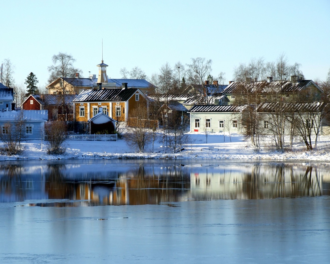 Oulu, Finland, Upė, Ežeras, Vanduo, Pastatai, Žiema, Sniegas, Ledas, Miesto