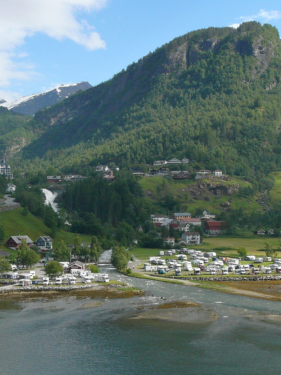 Su Vaizdu Į Geiranger,  Geiranger,  Geirangerfjord,  Vieta,  Atostogų Kruizas,  Norvegija,  Kalnai,  Fjordas,  Kraštovaizdis,  Kruizai