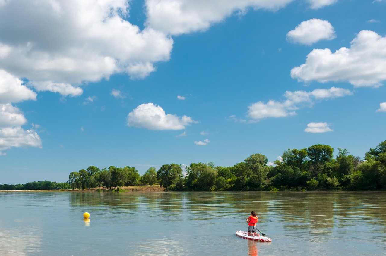 Irklas, Rhône, Beaucaire, Upė, Vanduo, Orlaiviai, France, Navigacija, Nemokamos Nuotraukos,  Nemokama Licenzija