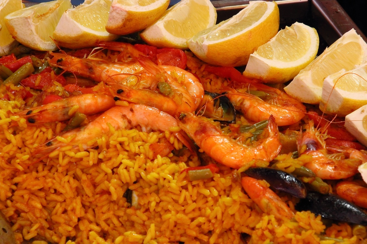 Paella, Ryžiai, Scampi, Citrinos, Ispanija, Tautinis Patiekalas, Valgyti, Krevetės, Maistas, Jūros Gėrybės