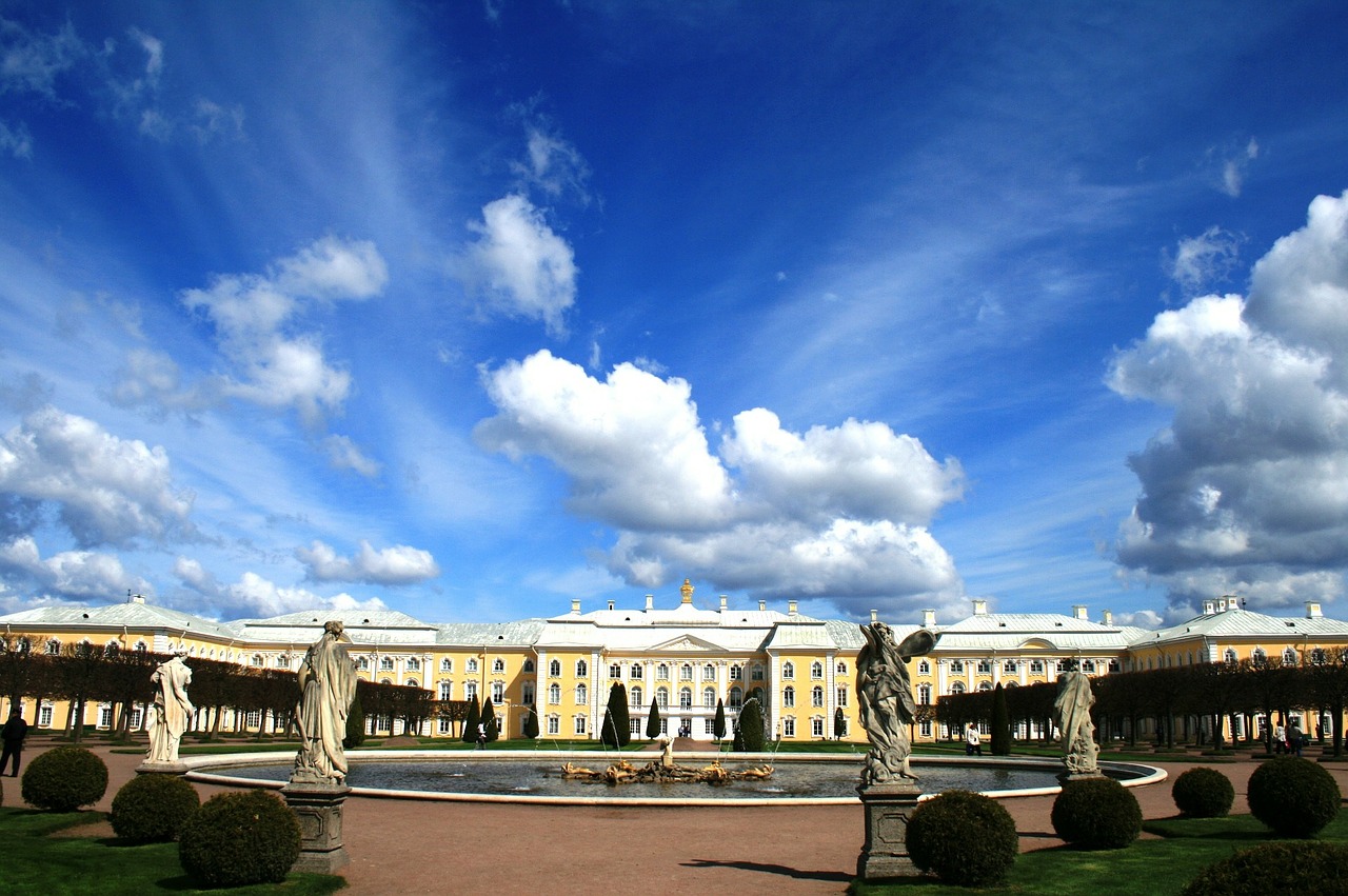 Rūmai, Peterhof, Istorinis, Pastatas, Dangus, Mėlynas, Debesys, Sodai, Sankt Peterburgas, Nemokamos Nuotraukos