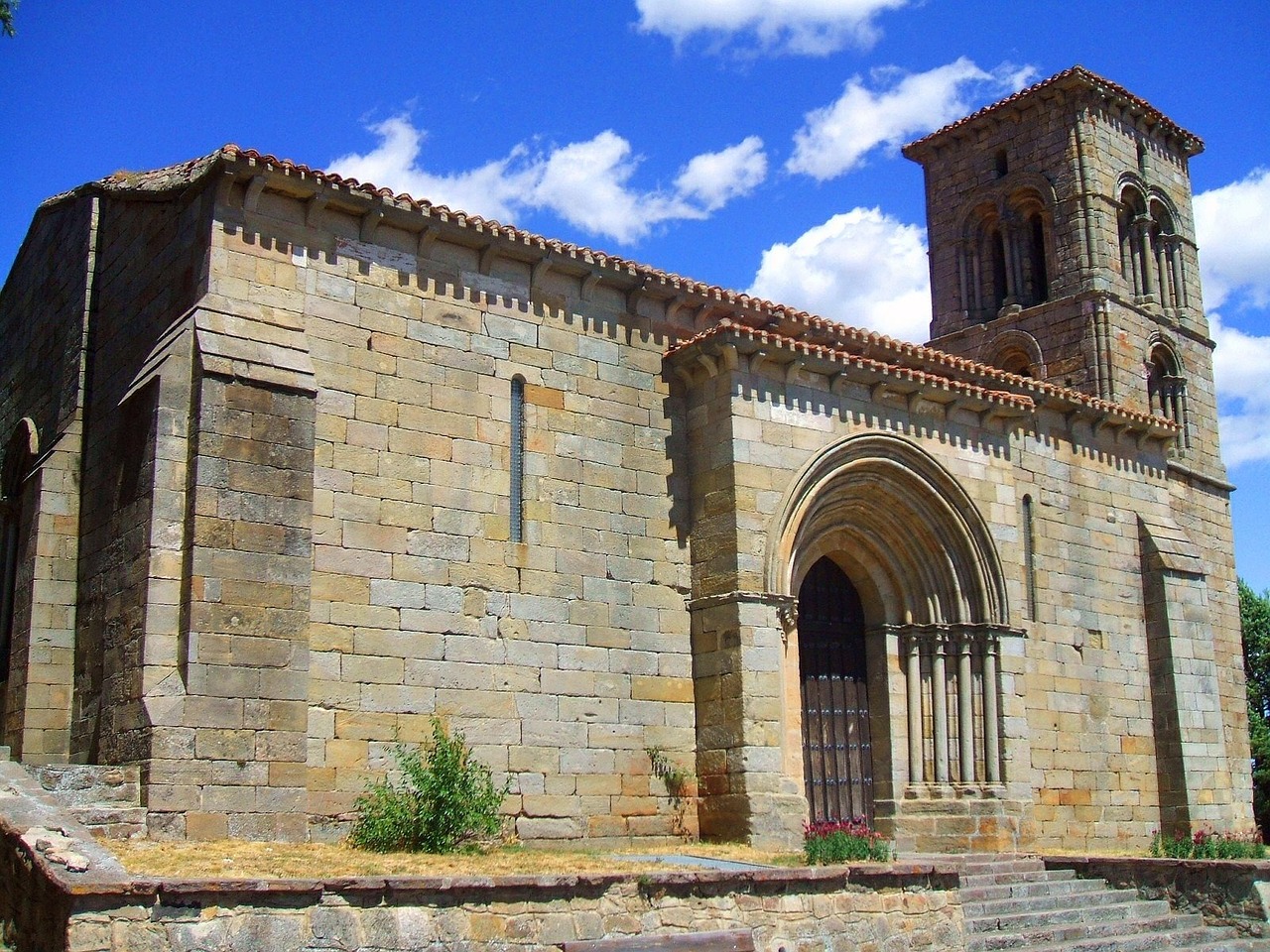 Palencia, Ispanija, Bažnyčia, Pastatas, Struktūra, Architektūra, Dangus, Debesys, Orientyras, Istorinis