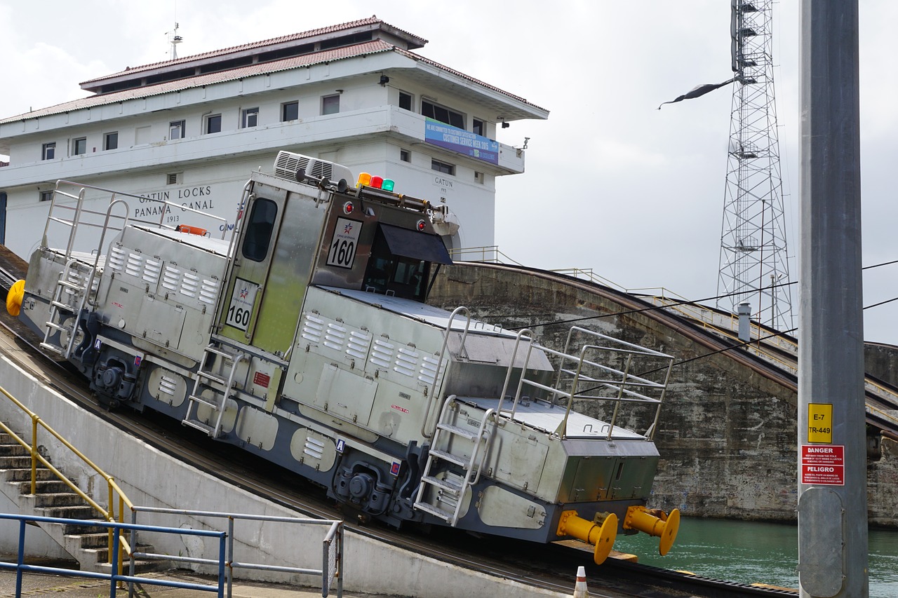 Panama, Kanalas, Gatun, Ežeras, Darbas, Sunku, Pietų Amerika, Transporto Priemonė, Vilkite, Nemokamos Nuotraukos