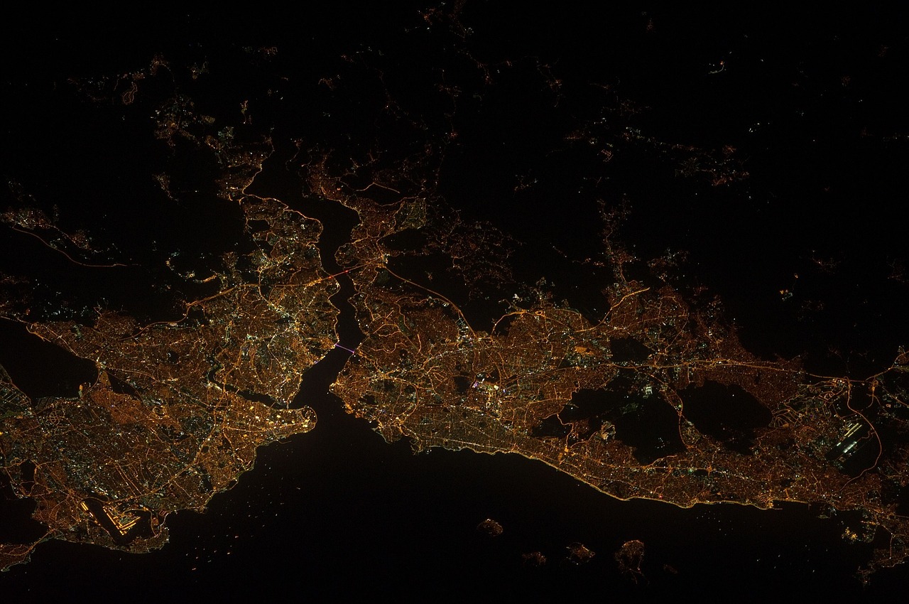 Panorama, Žemė, Istanbulas, Turkija, Naktis, Žibintai, Miestas, Kraštovaizdis, Erdvė, Tarptautinė Kosminė Stotis