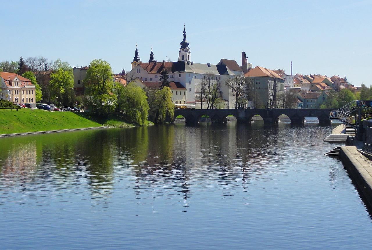 Panorama,  Miestas,  Čekija,  Tiltas,  Upė,  Vandens,  Metai,  Architektūra,  Bokštai,  Kelionė