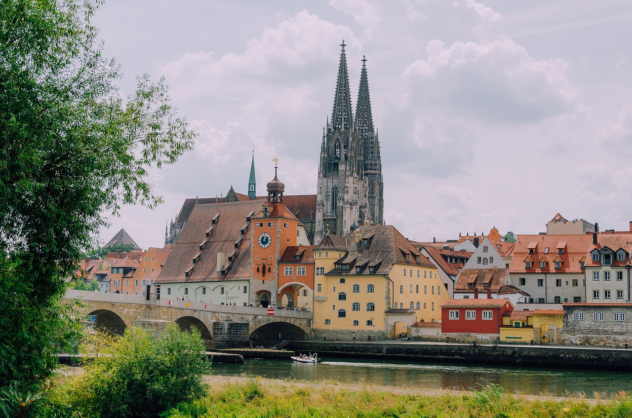 Panorama,  Regensburg,  Istorinis Centras,  Dunojaus,  Vandens,  Vokietija,  Miestas,  Namai,  Upė,  Debesys