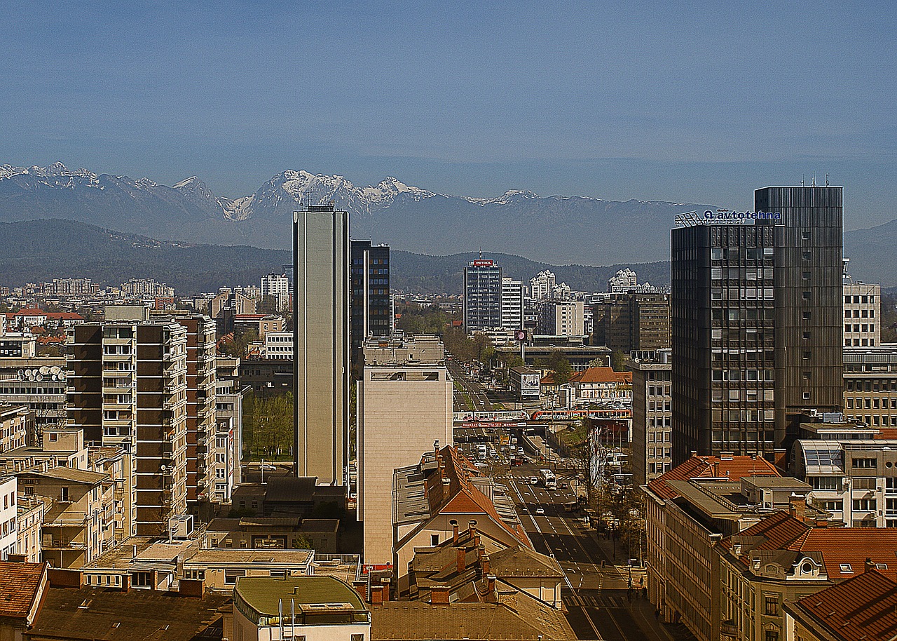 Miesto Panorama,  Pyranas,  Dangoraižiai,  Gatvės,  Architektūra,  Centras,  Stogai,  Aukštas,  Namai,  Eismas