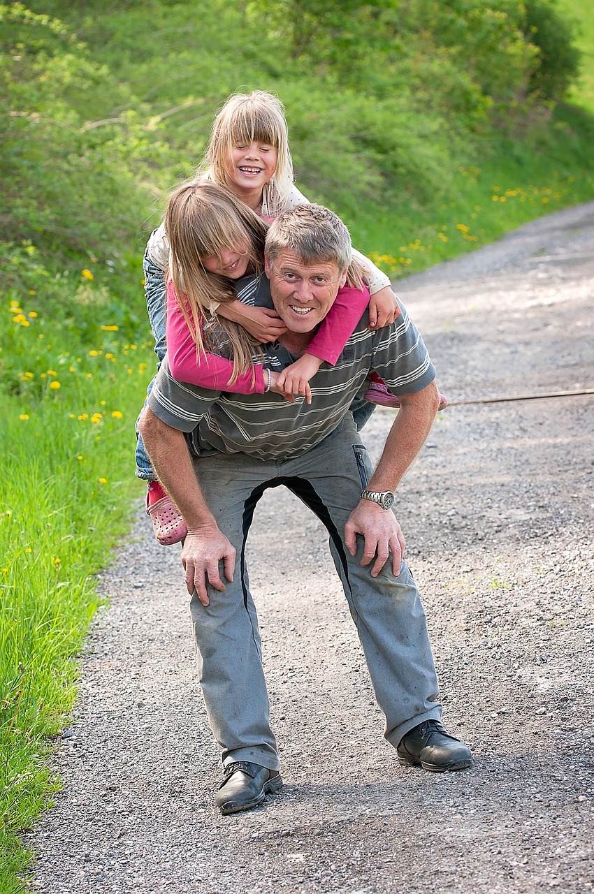 Papa, Piggyback, Asmeninis, Žmogus, Vaikai, Linksma, Out, Gamta, Dėdė, Žaisti